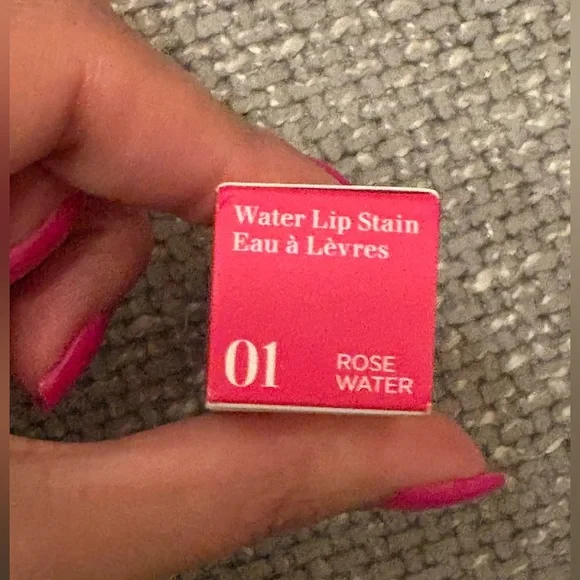 Clarins Water Lip Stain – 01 Rose Water - Picture 2 of 6